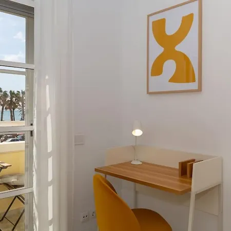 Апартаменты Eden Costa Primera Linea De Mar Торремолинос