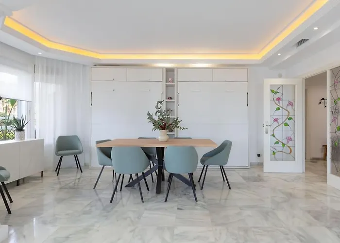 Eden Costa Primera Linea De Mar Торремолинос